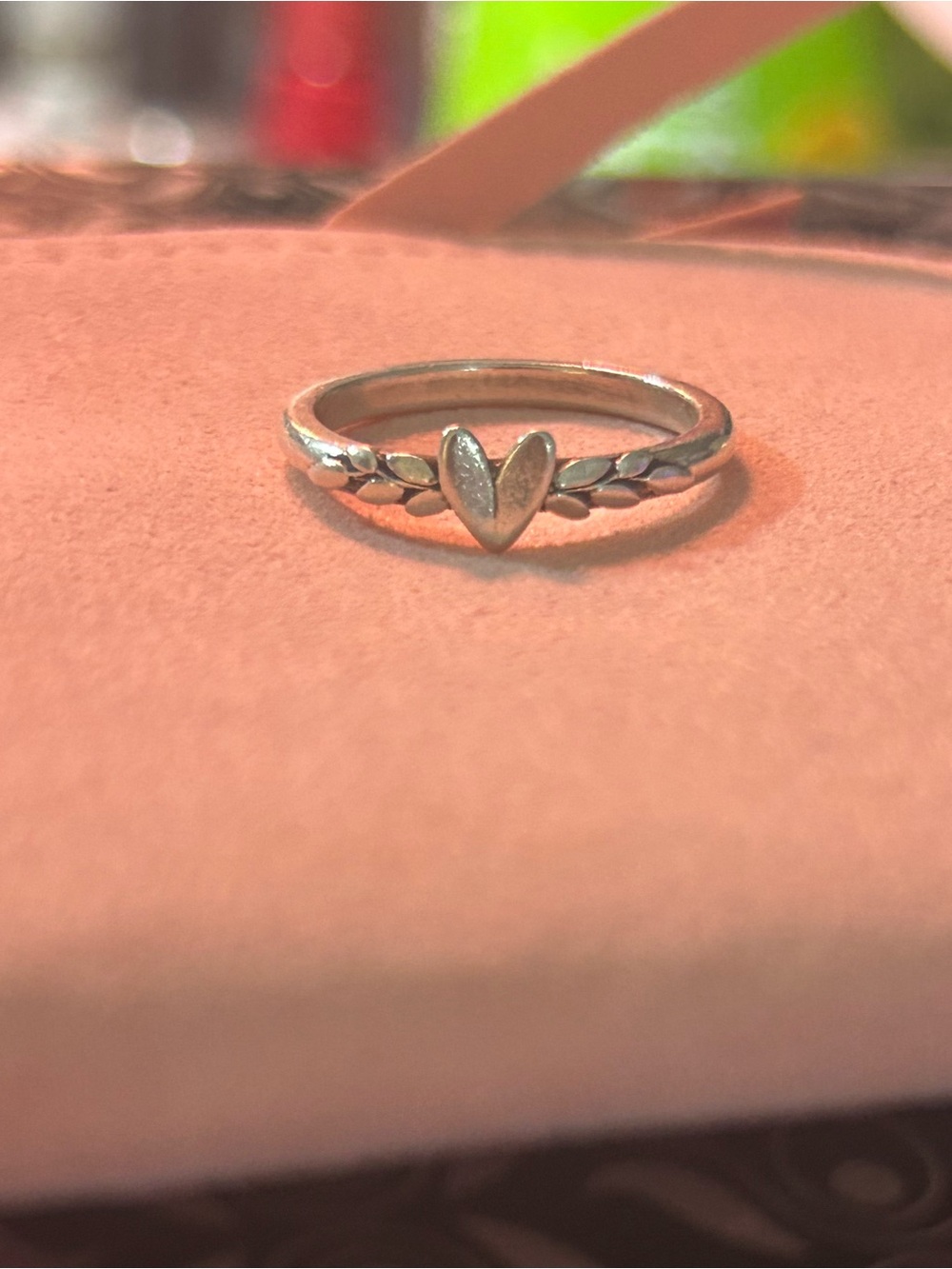 James Avery Silver Heart and Vine Retired Ring